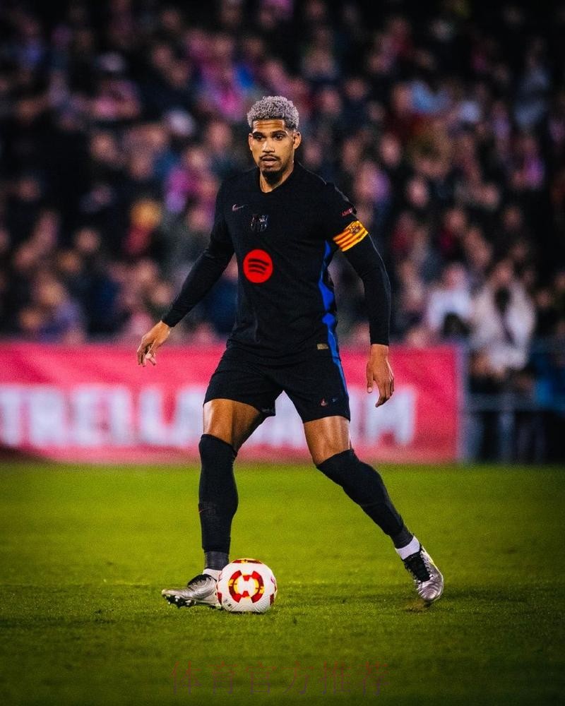 阿劳霍-没晋级淘汰赛很伤心 但球队很快重整旗鼓