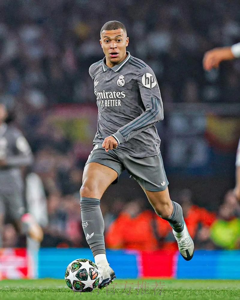 巴黎将接受皇马对姆巴佩的1.8亿报价 或周五官宣 巴黎将接受皇马对姆巴佩的1.8亿报价 或周五官宣